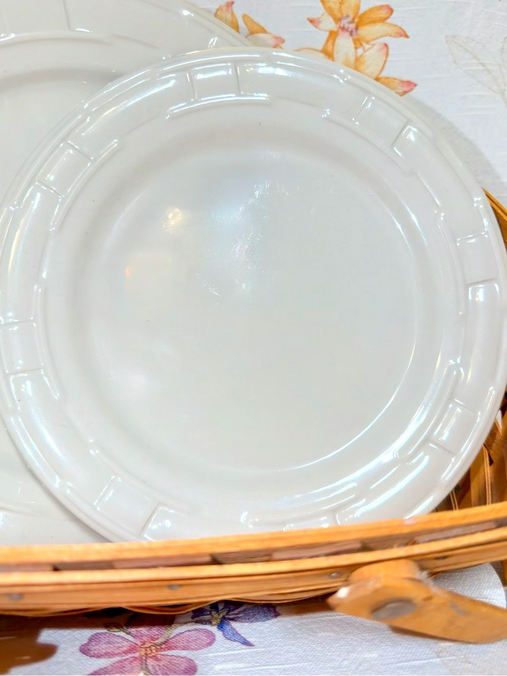 Longaberger Pottery (One) 10” Dinner Plate EUC (7 Available) - Picture 4 of 6